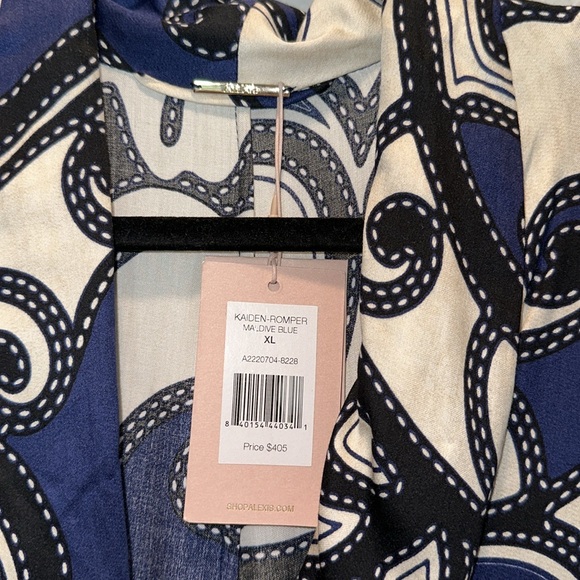 ALEXIS Intermix *Kaiden* romper playsuit in Maldive blue w belt XL - Picture 6 of 7